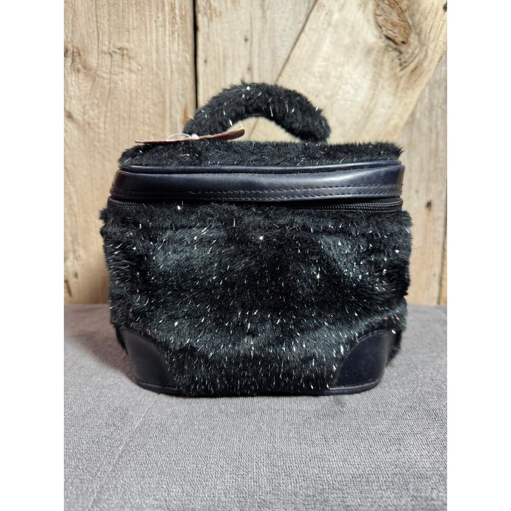 NWOT Claires Faux Fur Plush & Vinyl Black Zipper Cosmetic Bag W/Handle 7"×5"